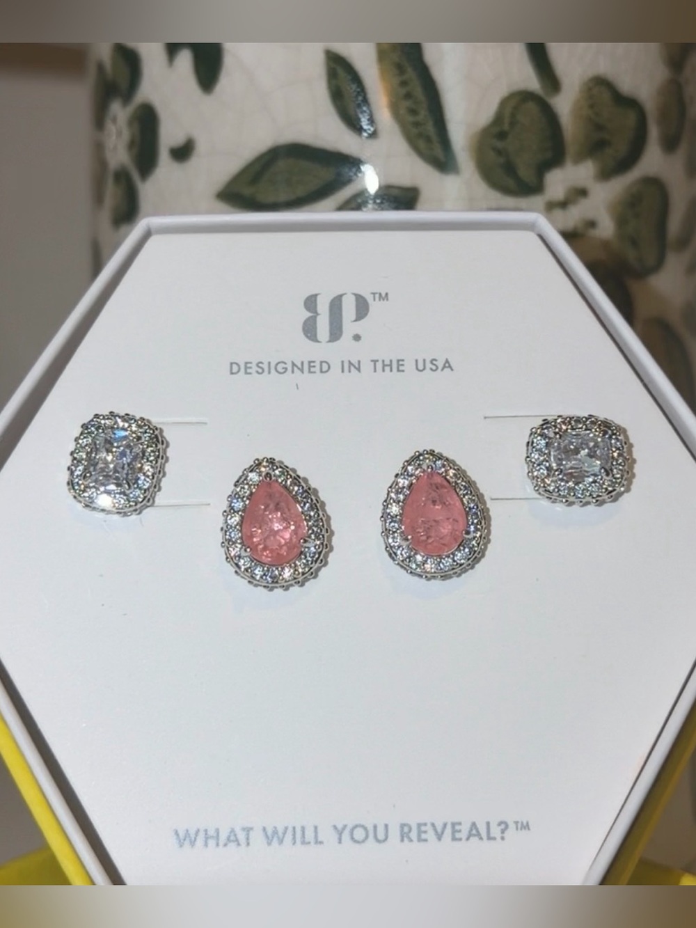Bomb party revealed earrings